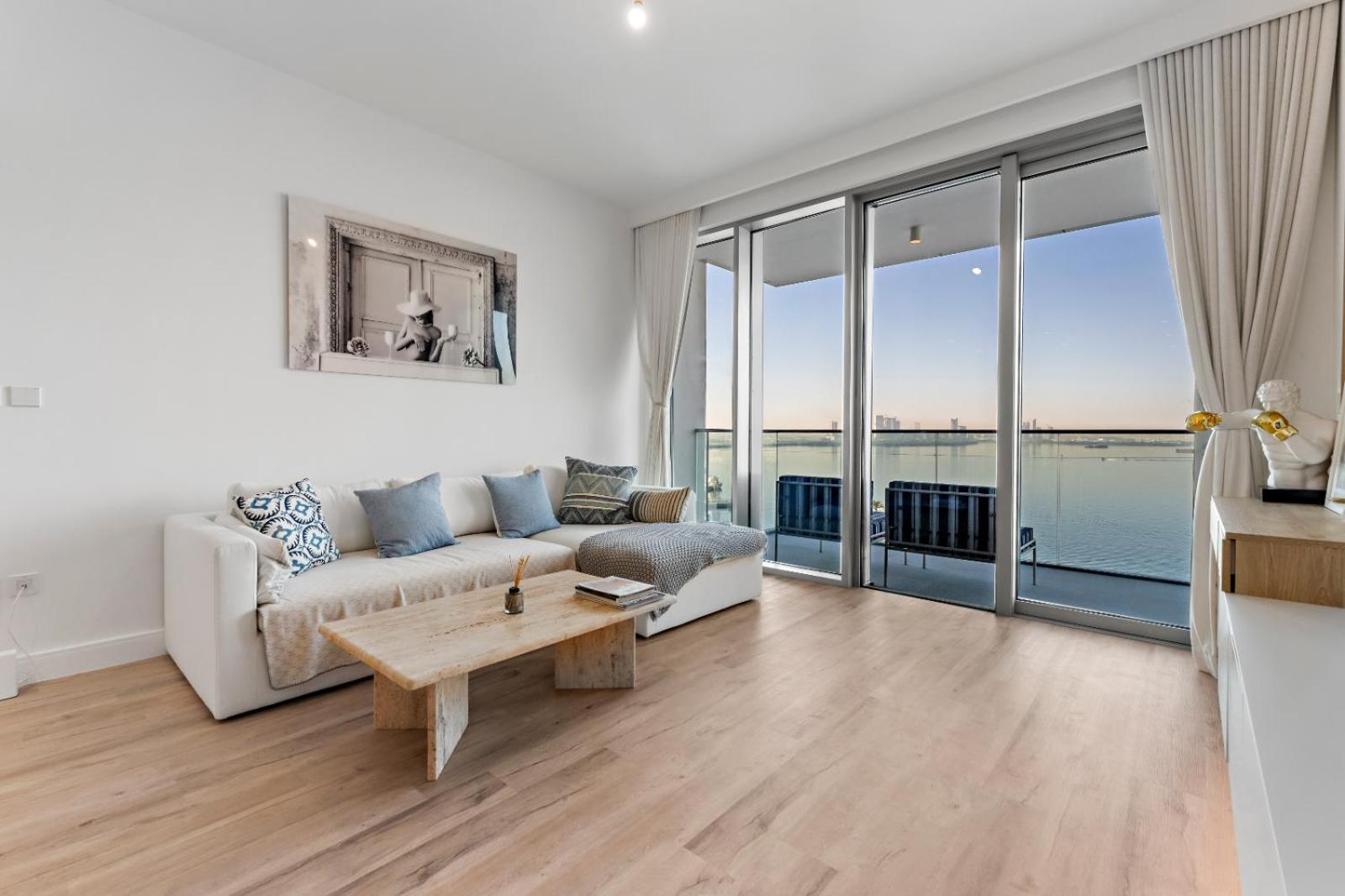 The Grand Creek Harbour Luxury Wskyline View Apartment Dubai